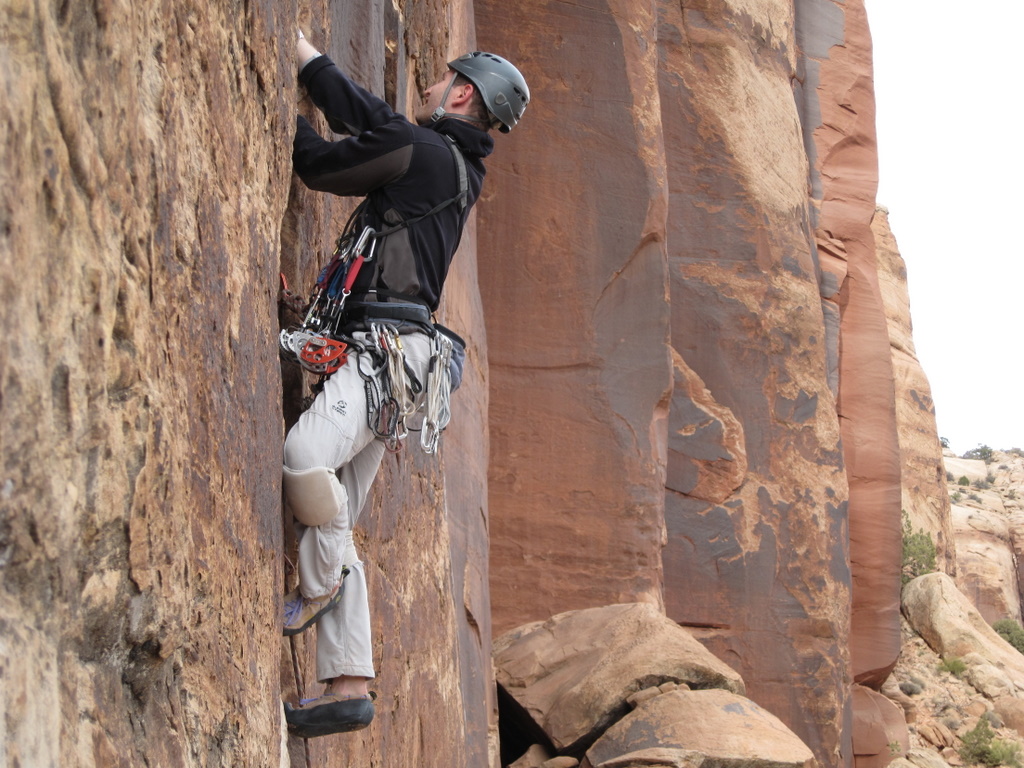 Kevin getting into the swing of things on the Unnamed 5.9 left of Dos Hermanos